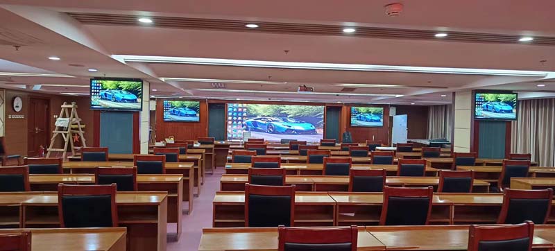 How to Choose LED Display Modules for Outdoor Advertising in the Middle East